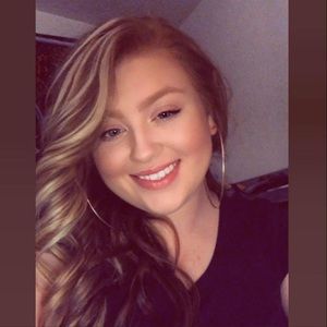 Meet your Posher, Kaitlynn